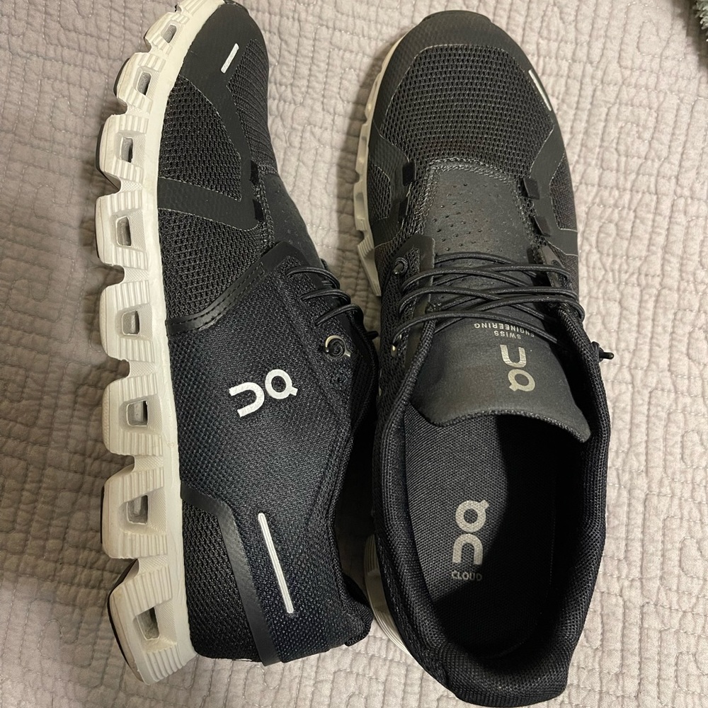 Womens OnCloud 9.5